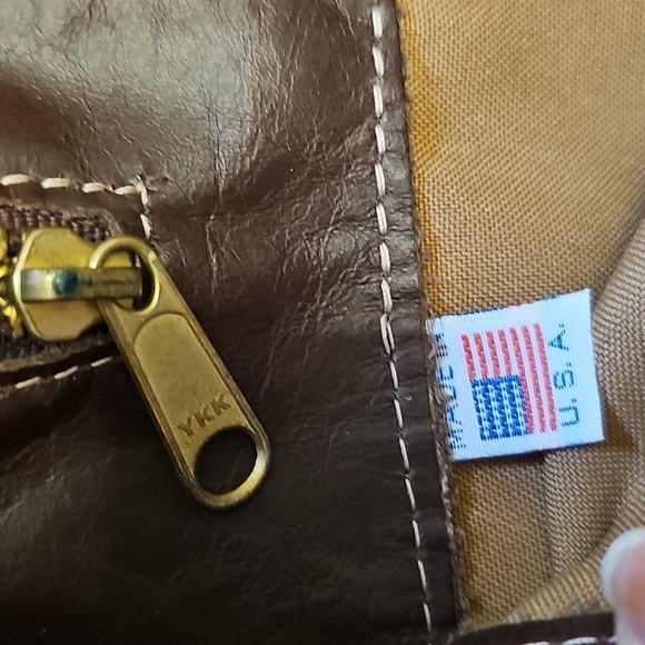 Cowhide Crossbody Large Westwrn Bag. Zipper Closure. Lg Outside Pocket - Picture 13 of 15